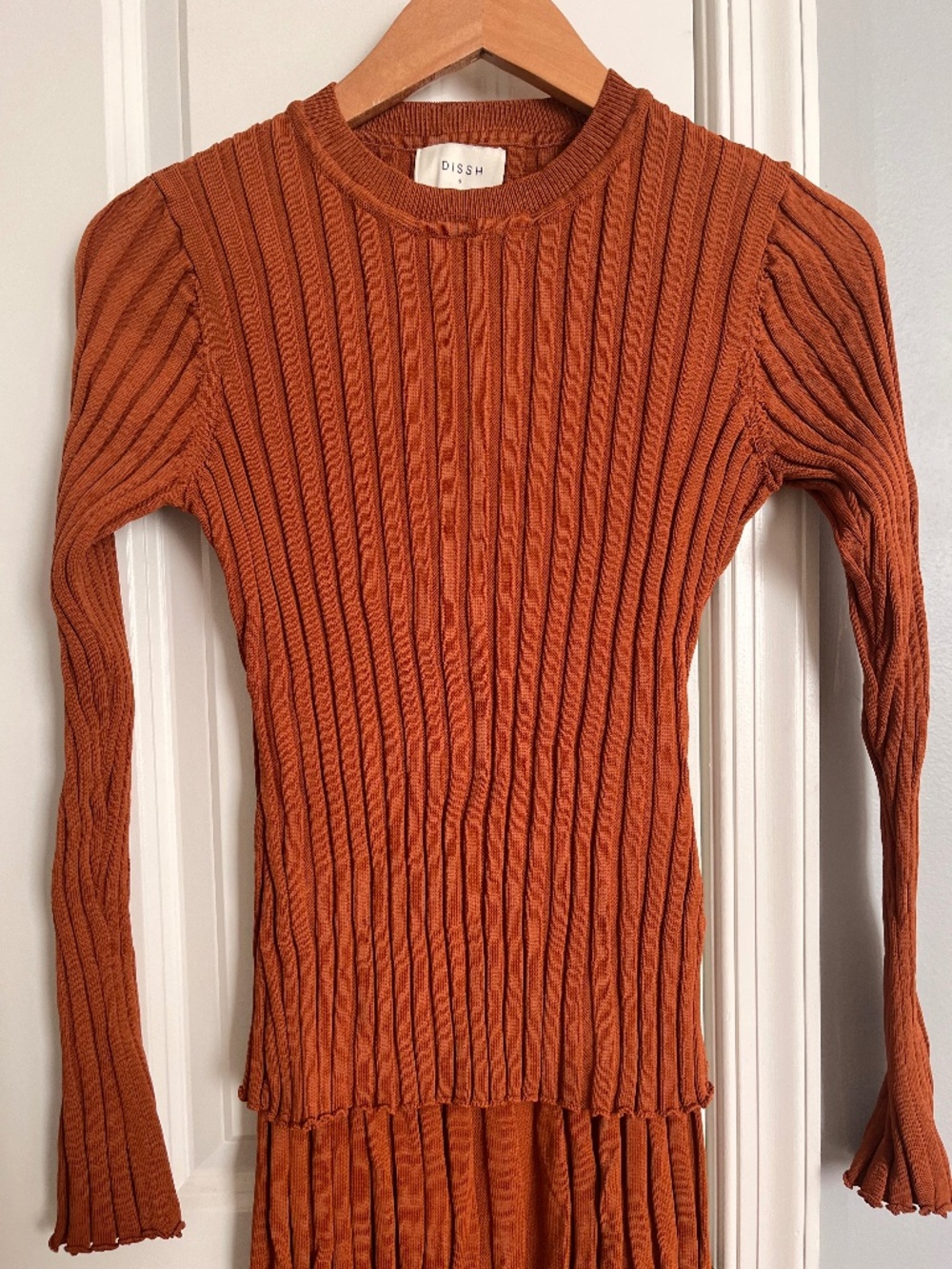Long sleeve knit top & skirt set